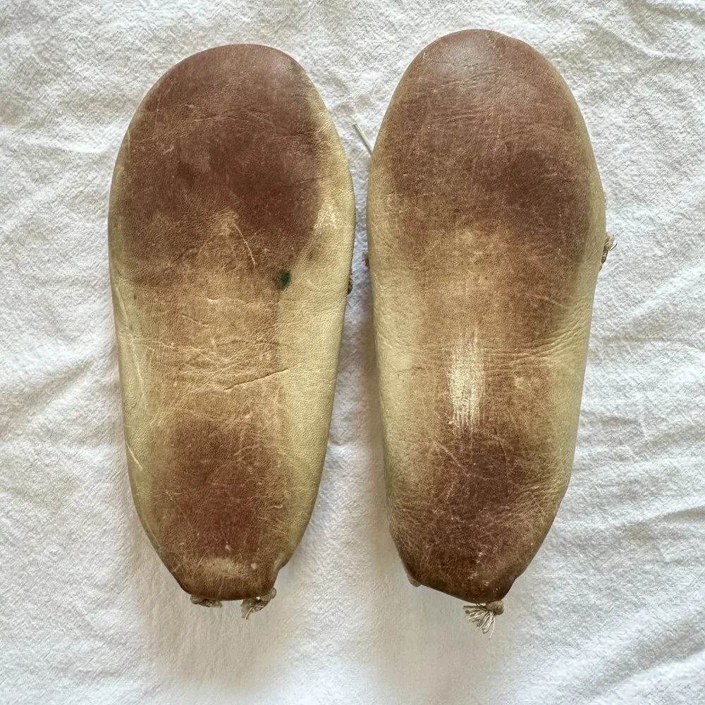 Minnetonka Style Beaded Leather Moccasins